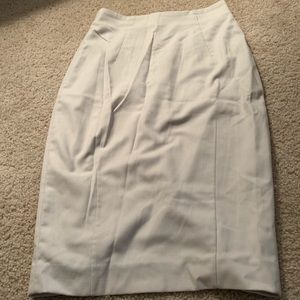 H&M pencil skirt color beige size 6